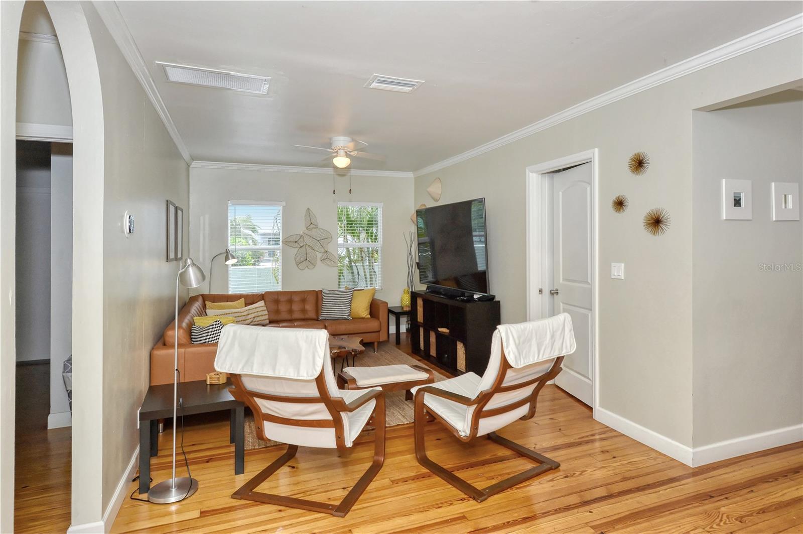 Property Photo:  606 Calle Del Otono  FL 34242 