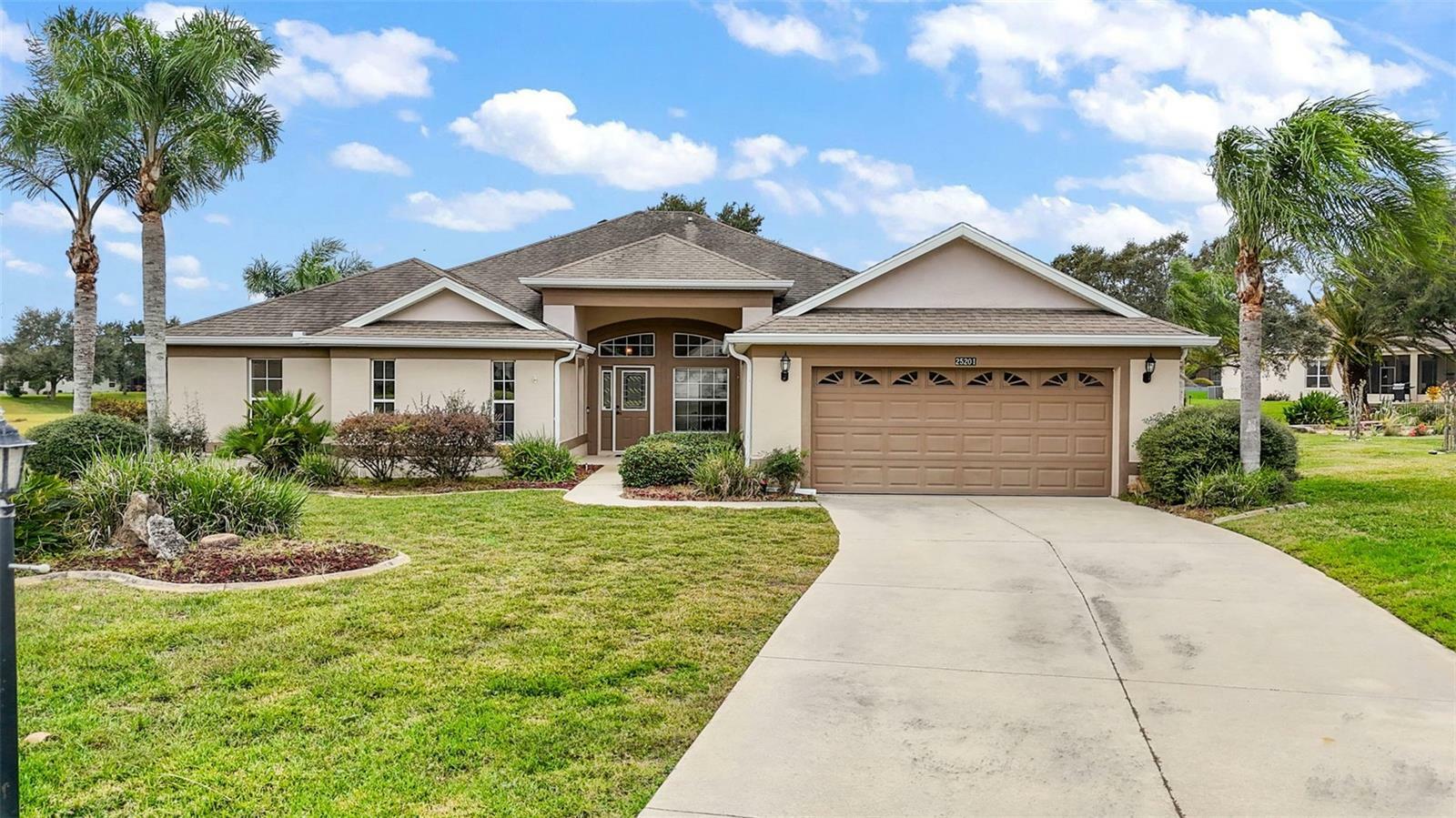 Property Photo: 25201 Quail Croft Place FL 34748