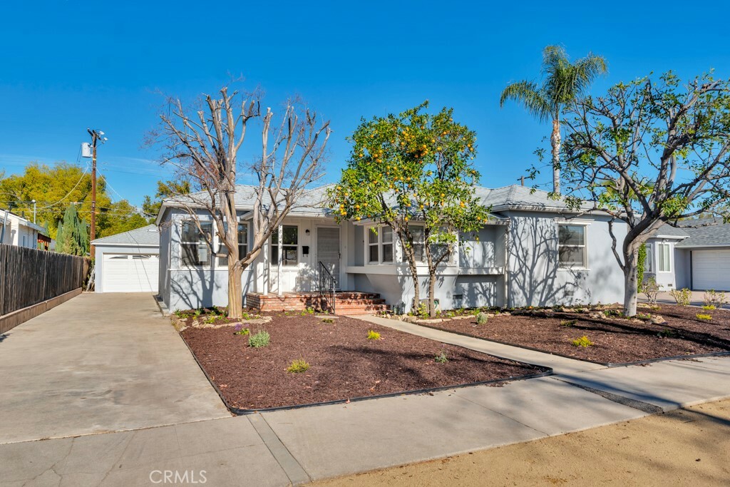 18343 Erwin Street  Tarzana CA 91335 photo