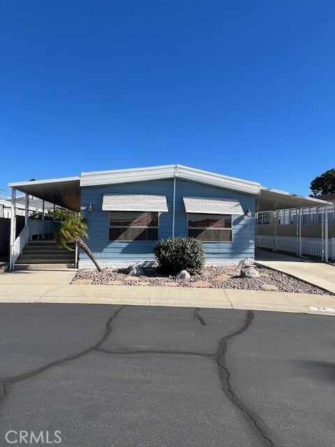 Property Photo: 1251 Lugonia 54 CA 92374