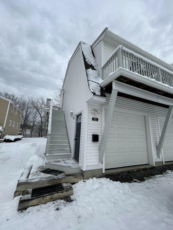 Property Photo:  1281 Concord St  MA 01701 