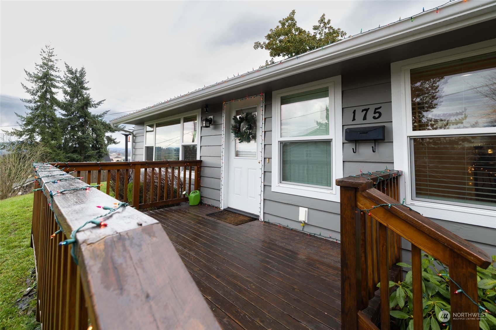 Property Photo:  175 SE 3rd Street  WA 98532 