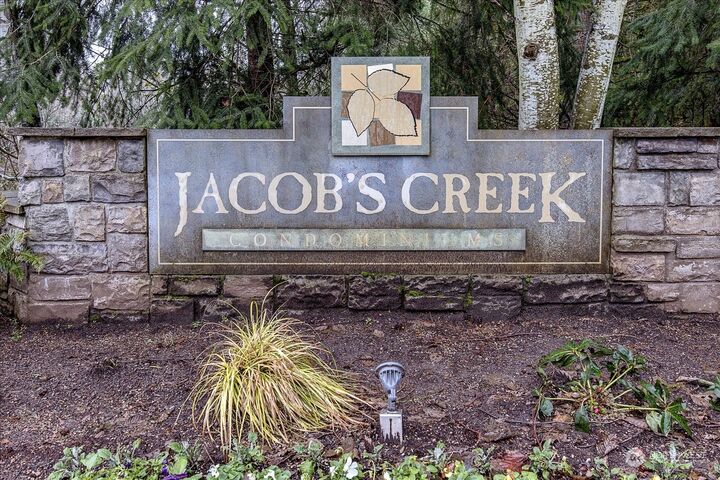 Property Photo: 4333 Issaquah Pine Lake Road SE 1306 WA 98075