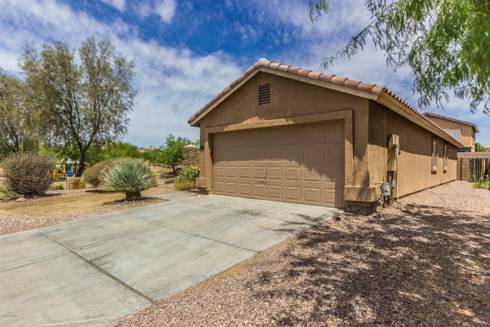 Property Photo:  21976 W Gardenia Drive  AZ 85326 