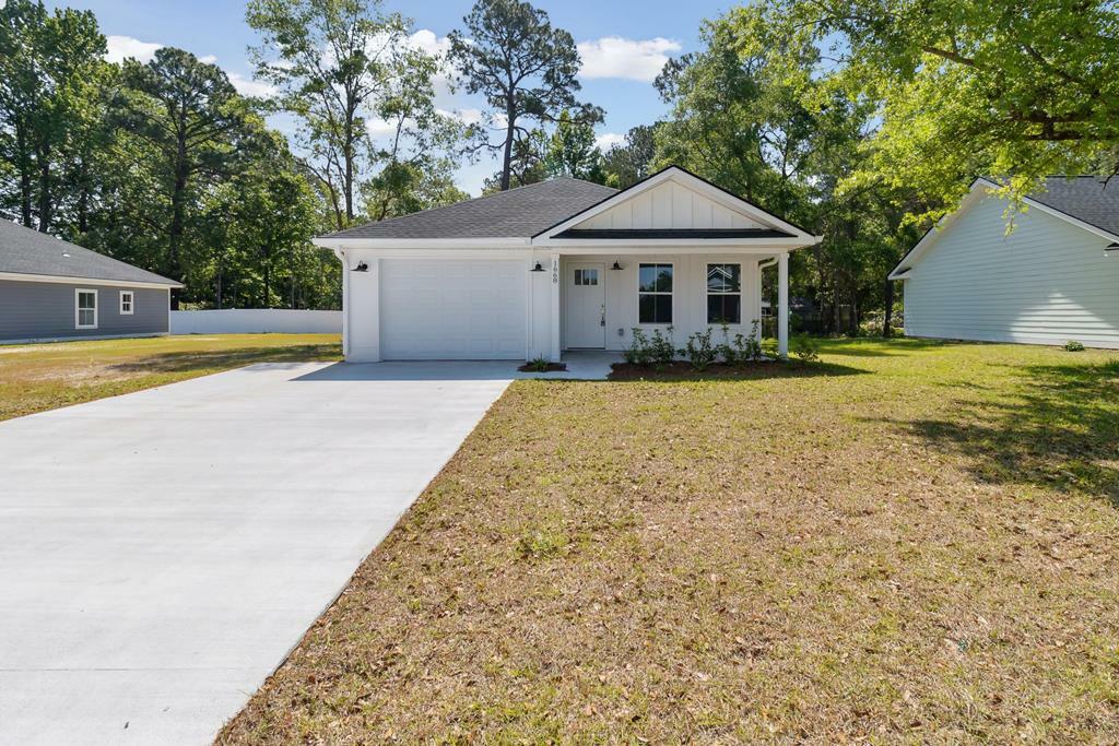 Property Photo:  1668 Ashantilly Drive  GA 31305 