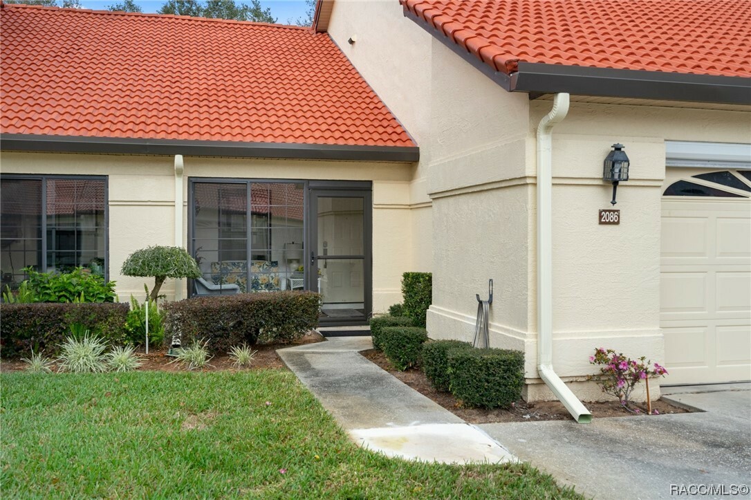 Property Photo:  2086 Forest Drive  FL 34453 