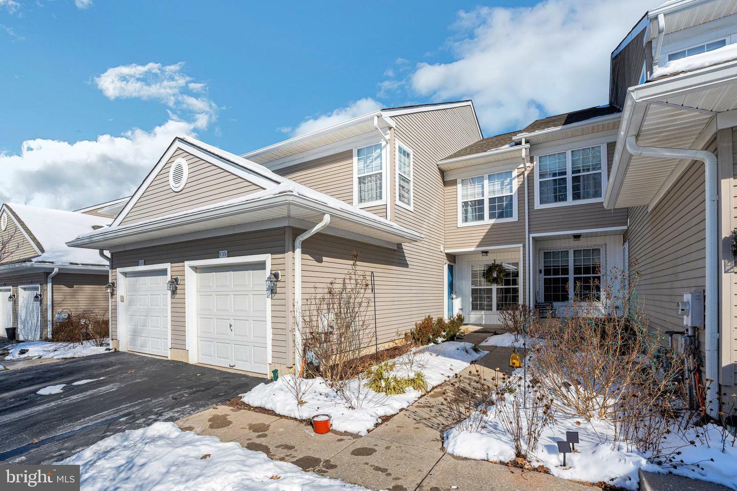 Property Photo: 135 Stewarts Court 304 PA 19460