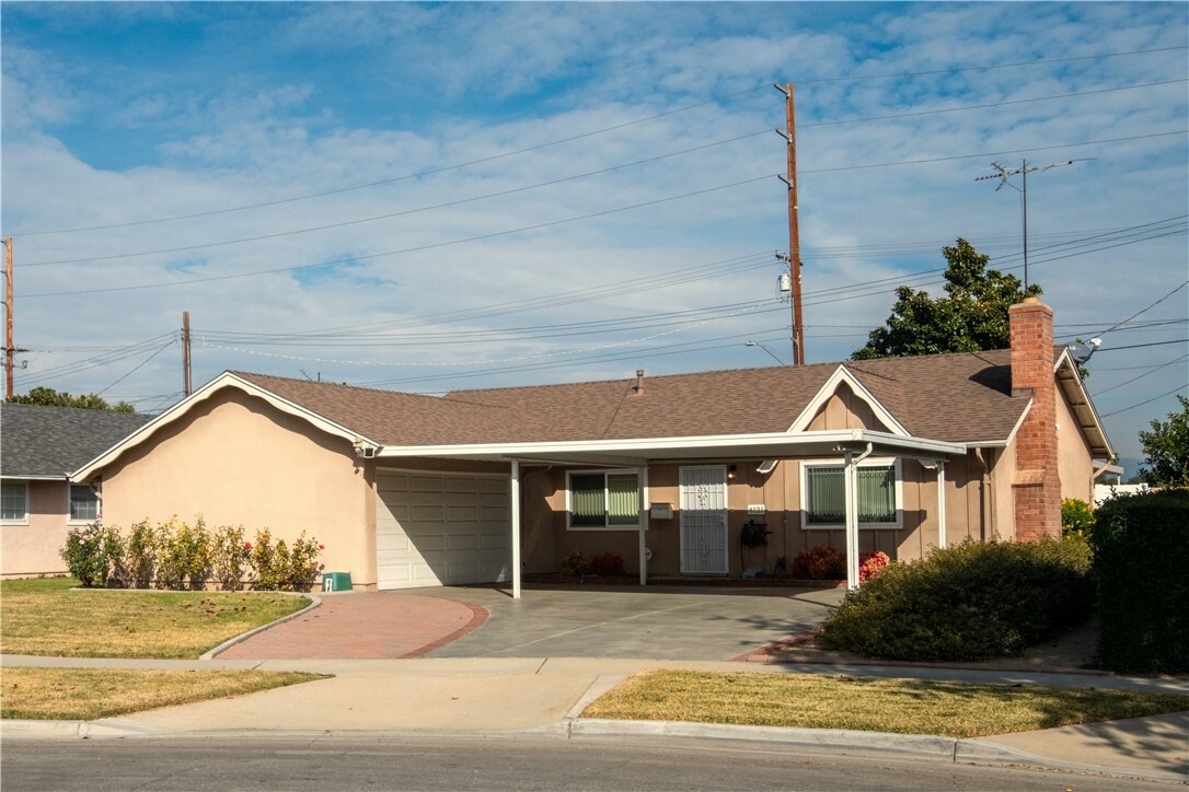 Property Photo:  4121 Broadmoor Street  CA 92503 