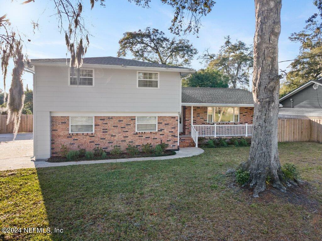 Property Photo:  2858 Birchwood Drive  FL 32073 