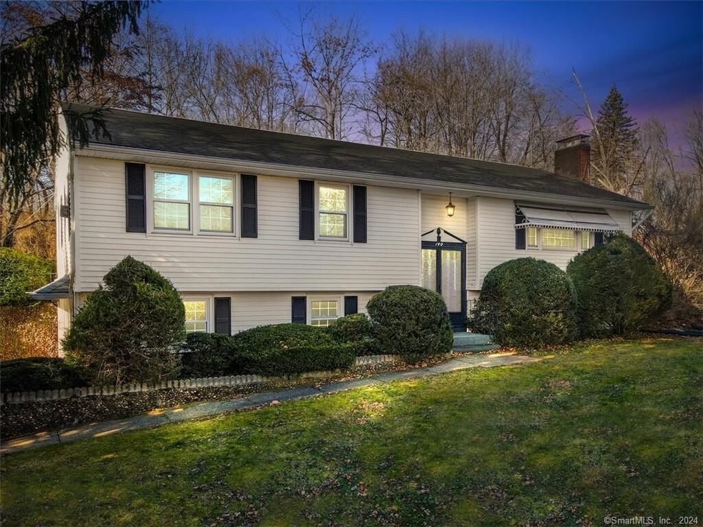 Property Photo:  140 Summit Farms Road  CT 06489 