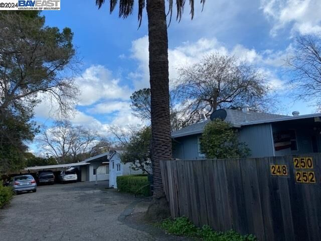 Property Photo:  248 Oak Park Lane  CA 94523 