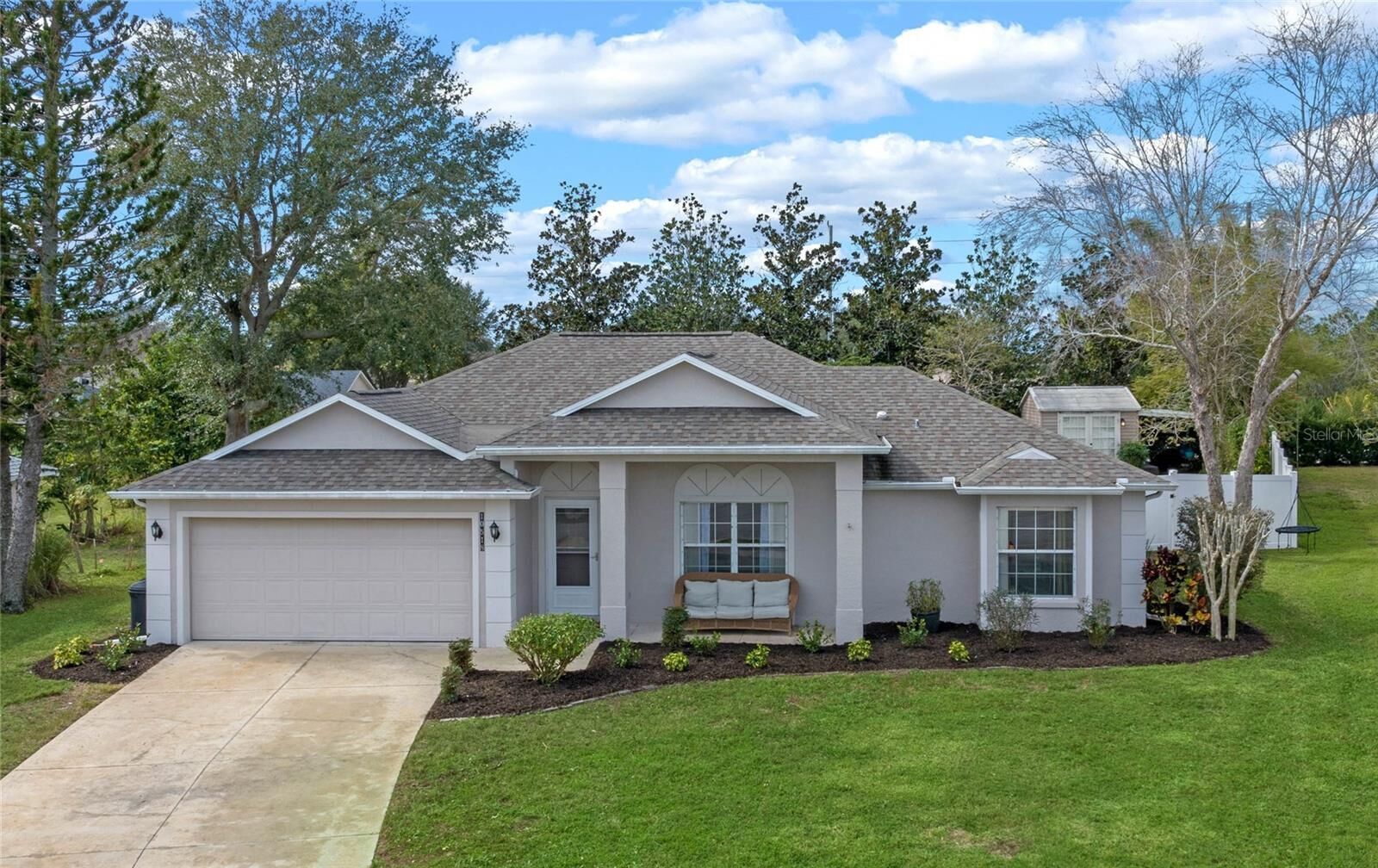Property Photo:  10518 Lake Hasson Circle  FL 34711 