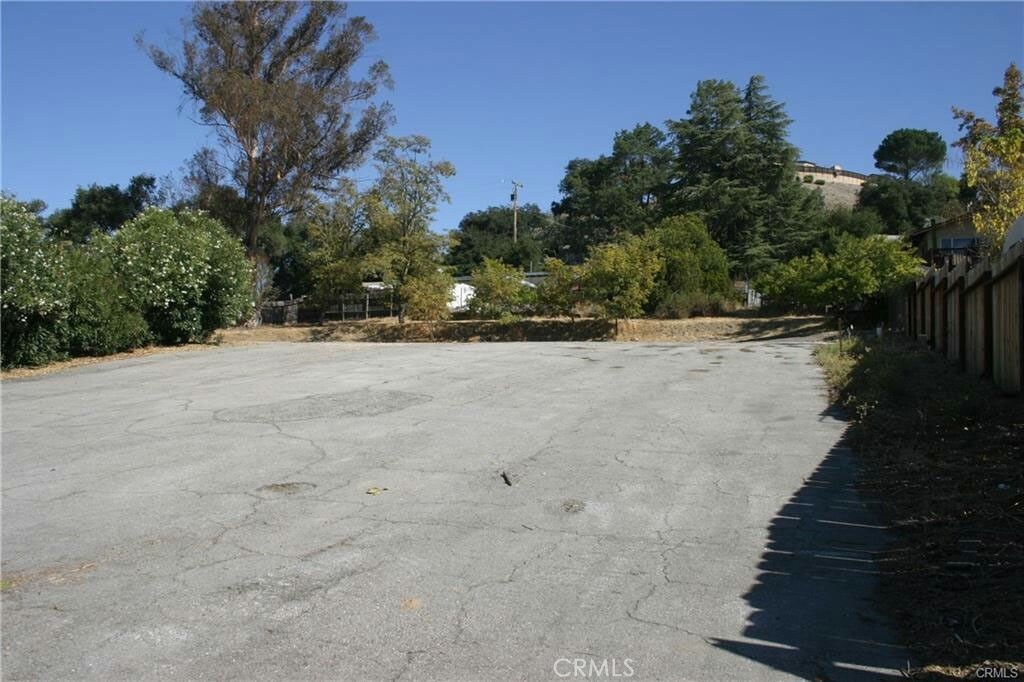 Property Photo:  4615 El Camino Real  CA 93422 