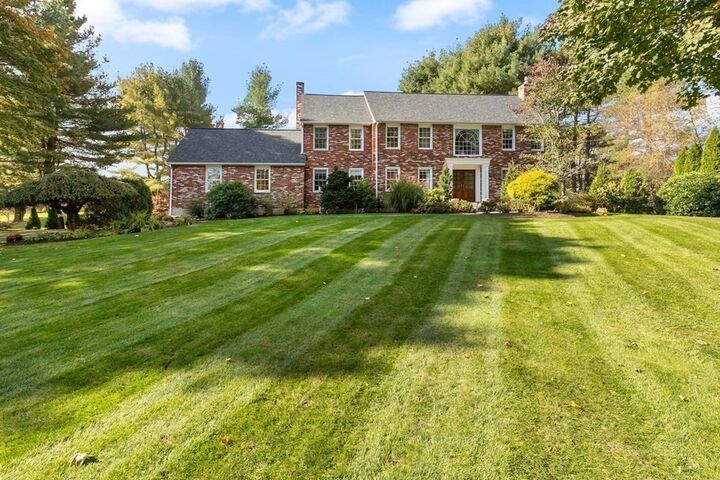 Property Photo:  1 Penacook Place  MA 01810 