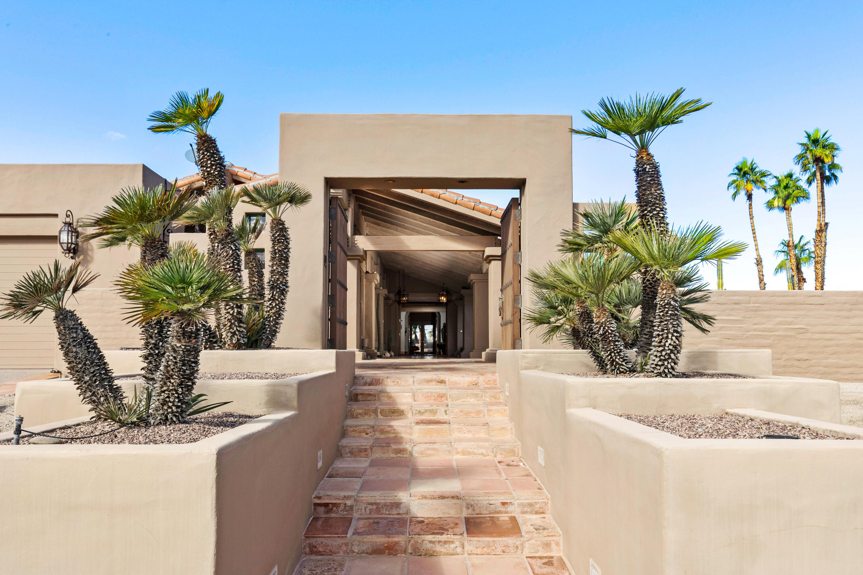 Property Photo:  72990 Carriage Trail  CA 92260 