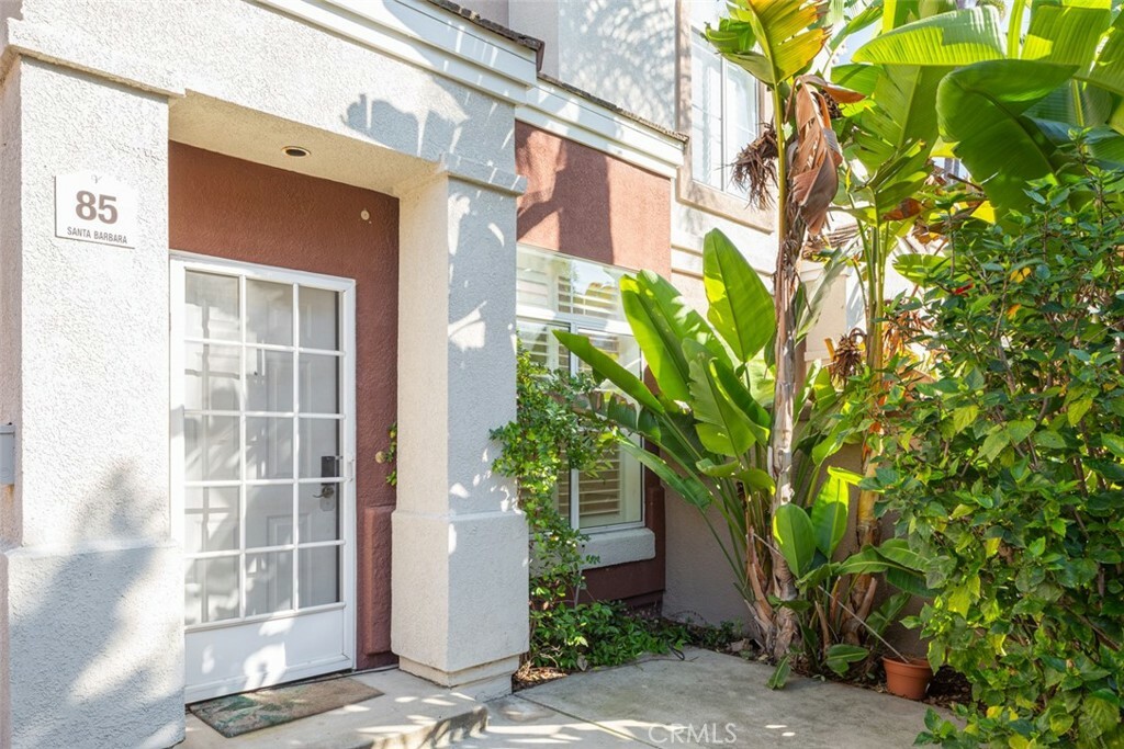 Property Photo:  85 Santa Barbara Court  CA 92610 