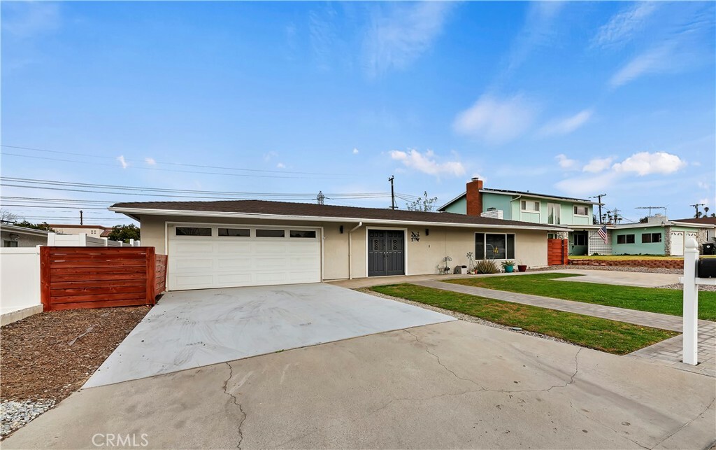 Property Photo:  22614 Brentwood Street  CA 92313 