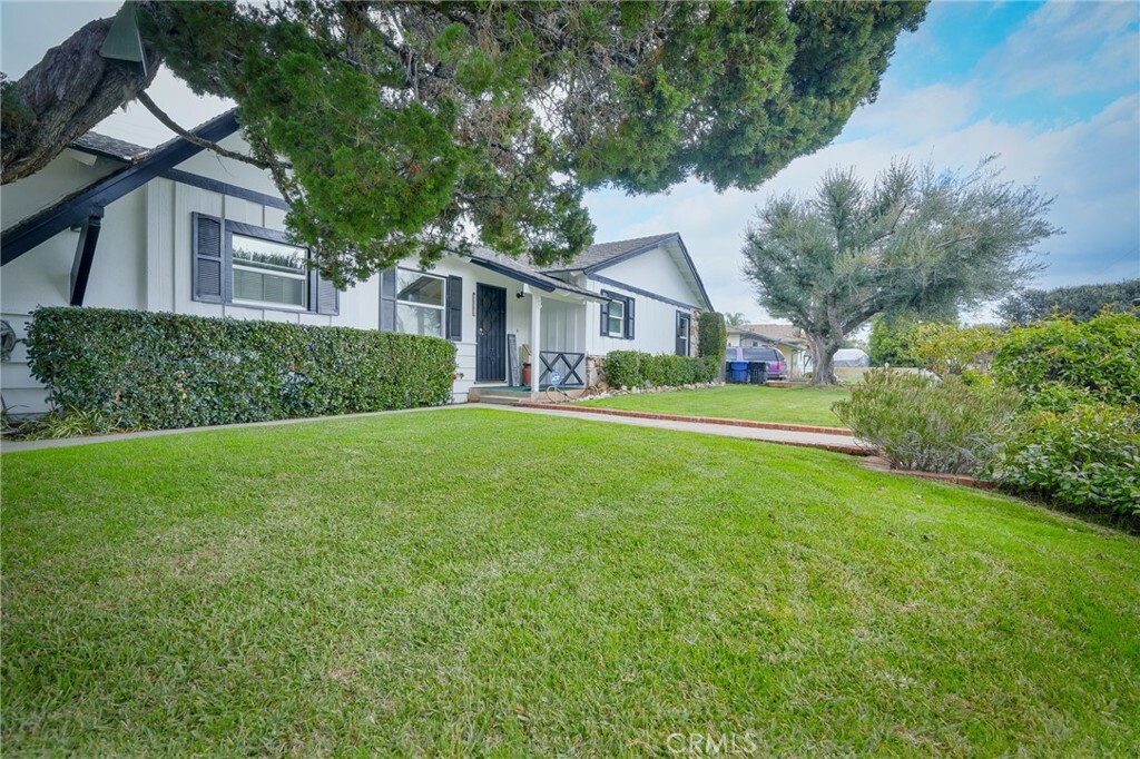 Property Photo:  1563 E Ruddock Street  CA 91724 