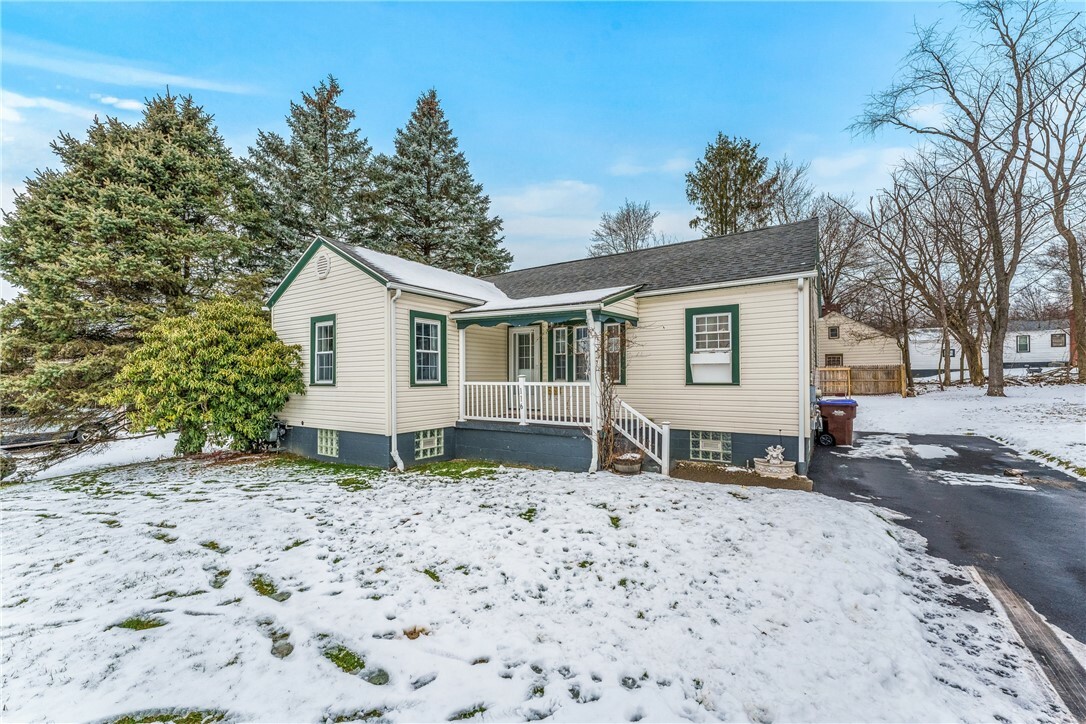 Property Photo: 116 Kenneth Ave PA 16105