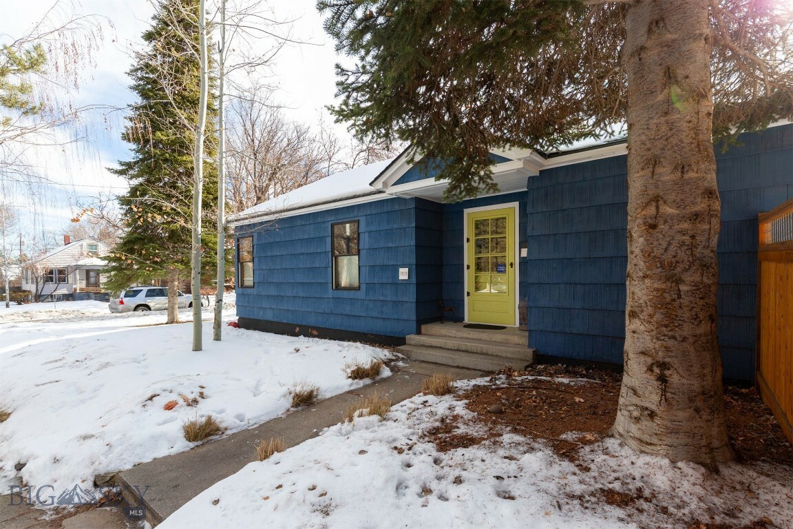 Property Photo:  1101 S Grand Avenue  MT 59715 