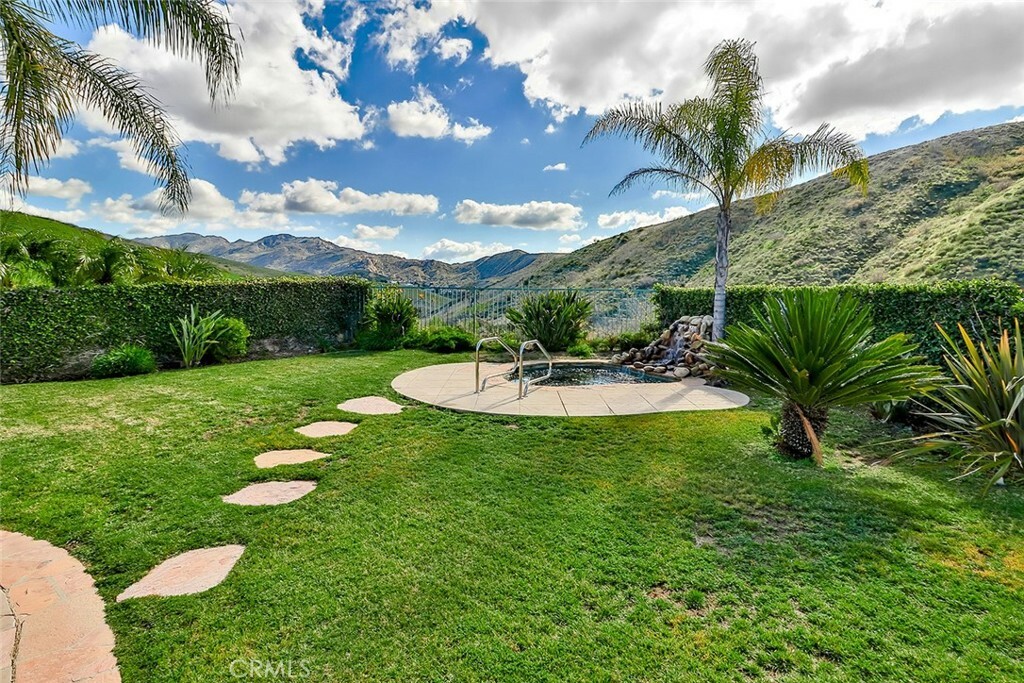 Property Photo:  3178 Sunset Hills Boulevard  CA 91362 