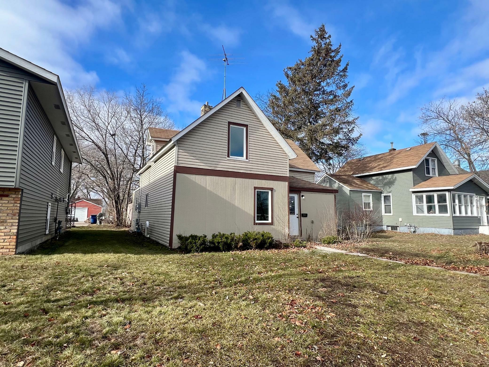 Property Photo:  245 22nd Avenue N  MN 56303 