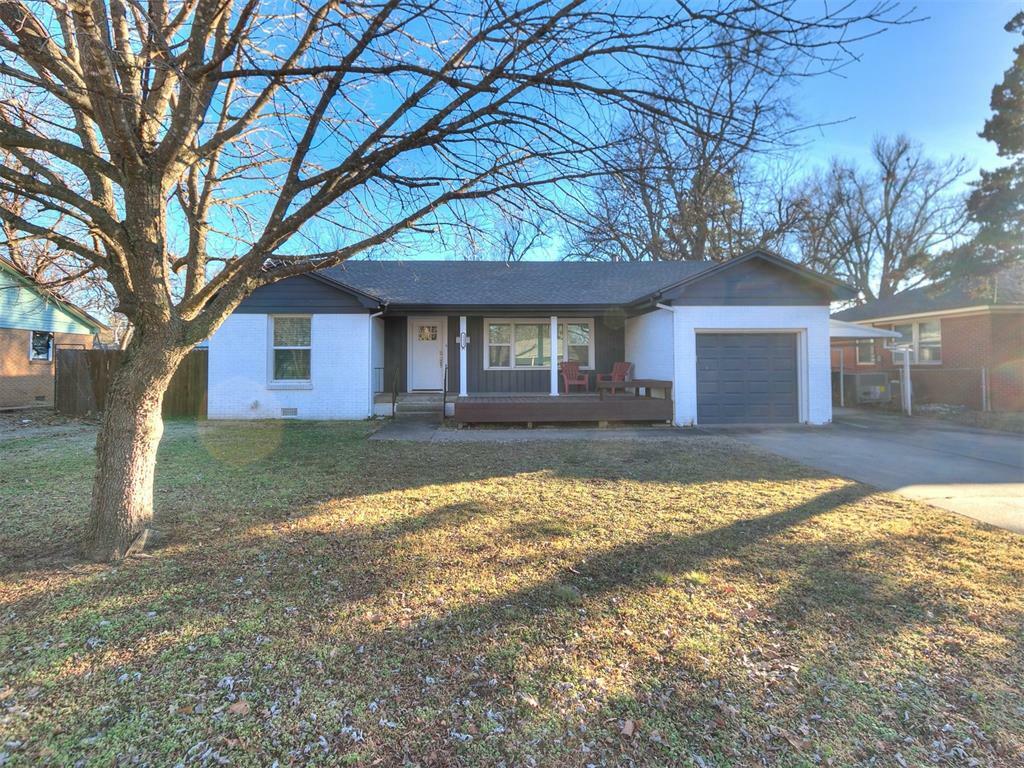 Property Photo:  1222 Westlawn Drive  OK 73069 