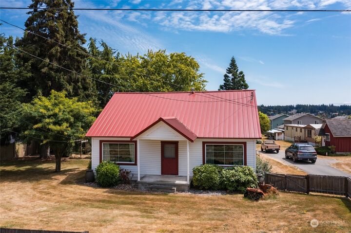 MLS2194927 1230 N Oak Harbor Road, Oak Harbor, WA 98277