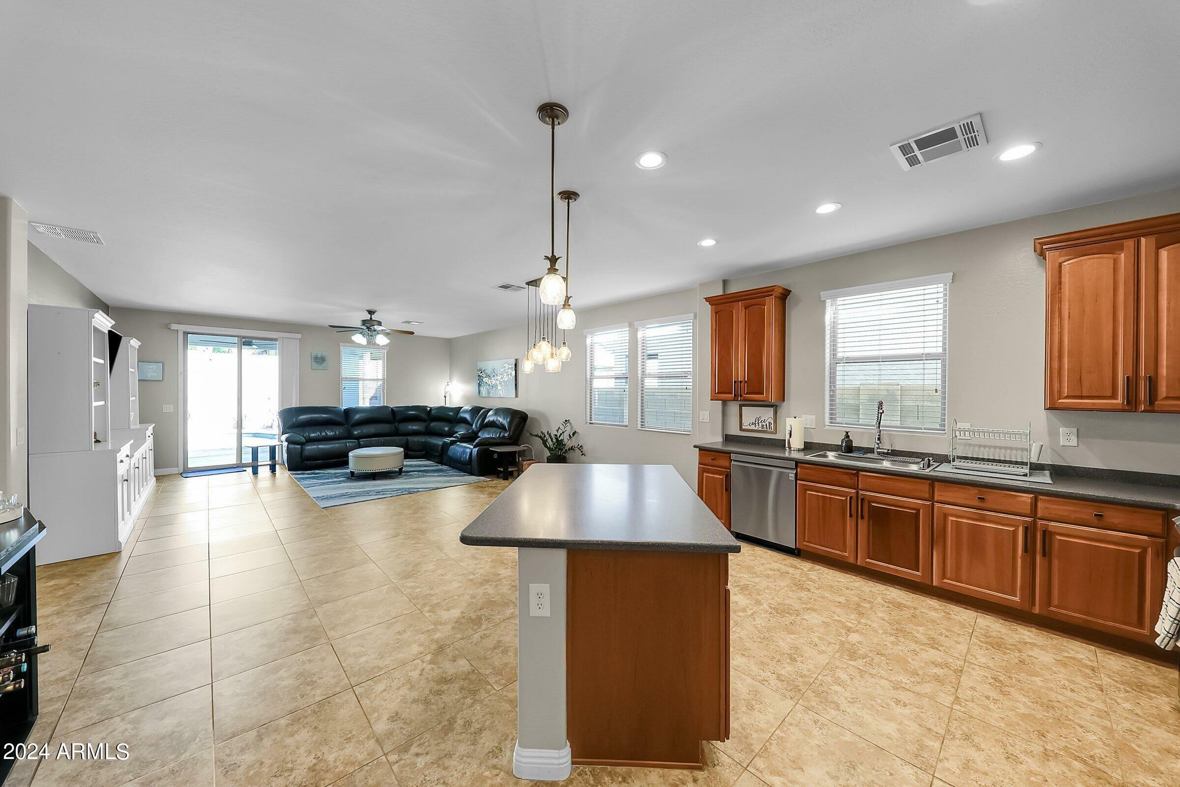 Property Photo: 7628 W Andrea Drive AZ 85383