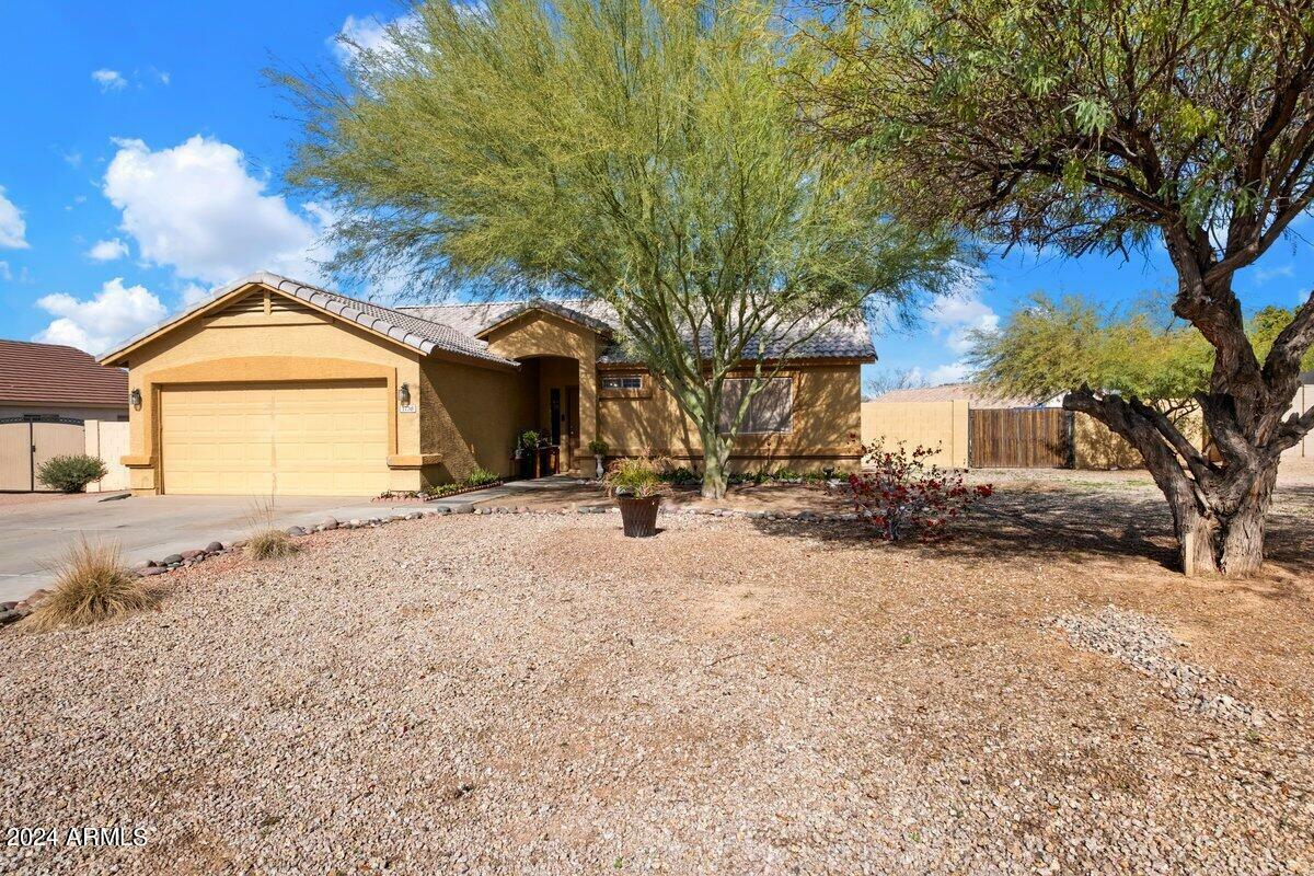 Property Photo:  1738 E South Mountain Avenue  AZ 85042 