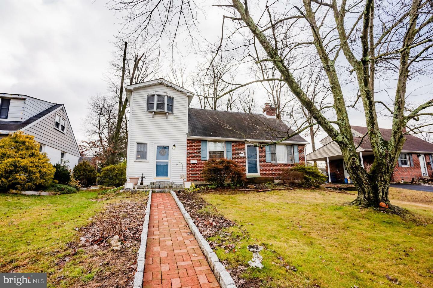 Property Photo:  218 Lincoln Avenue  PA 18964 