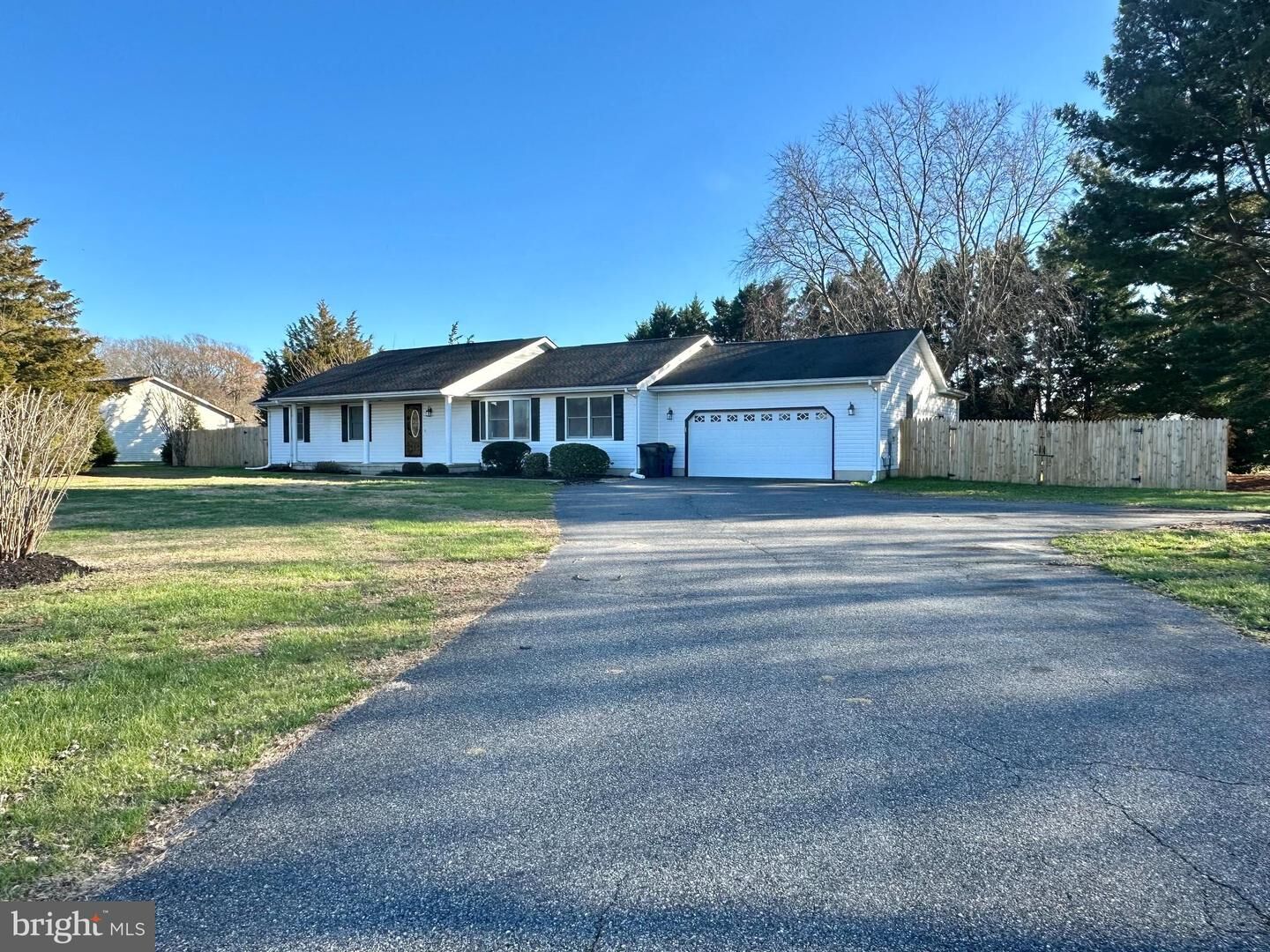 Property Photo:  231 E Evens Road  DE 19979 