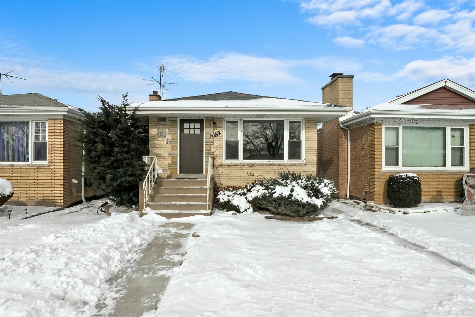 3930 W 84th Place  Chicago IL 60652 photo