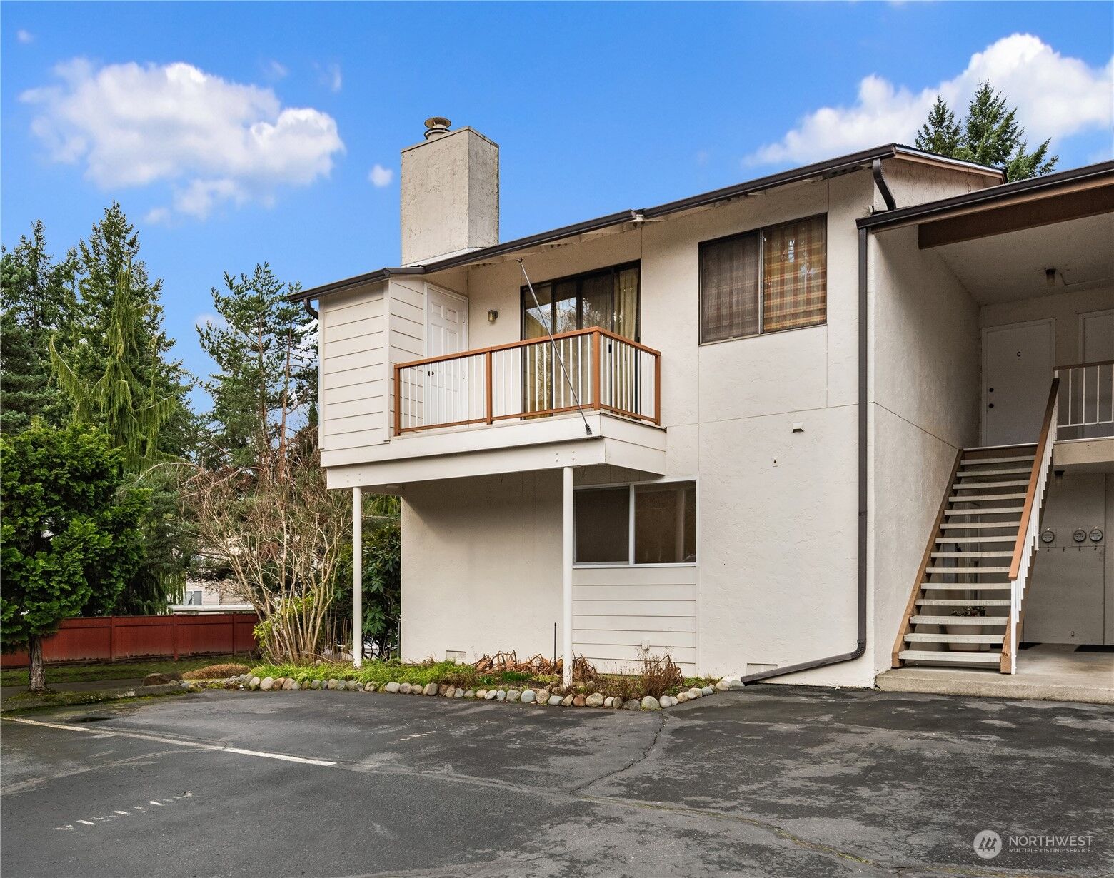 Property Photo: 7304 NE 142nd Place A WA 98034