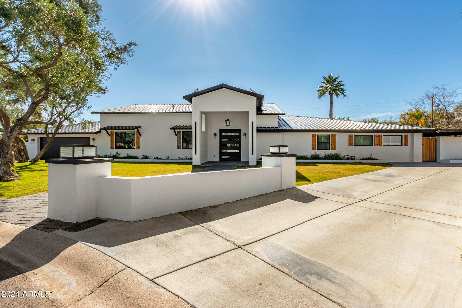 Property Photo:  6715 E Montecito Avenue  AZ 85251 