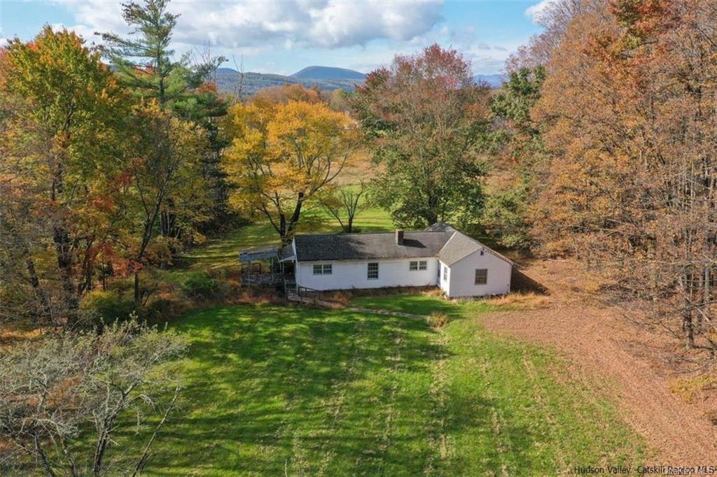 Property Photo:  2207 Glasco Turnpike  NY 12498 