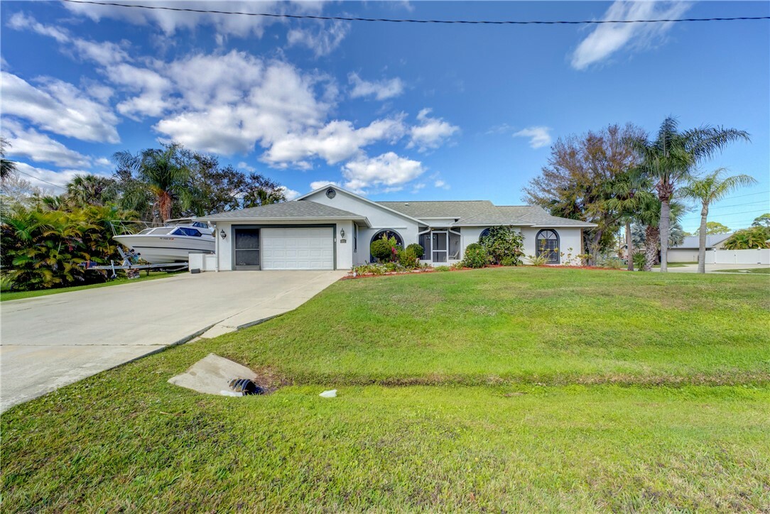 Property Photo:  302 Citrus Avenue  FL 32958 