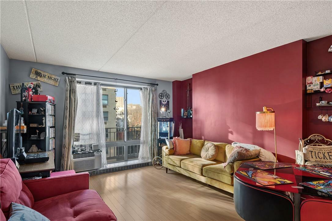Property Photo: 3044 3rd Avenue 5D NY 10451