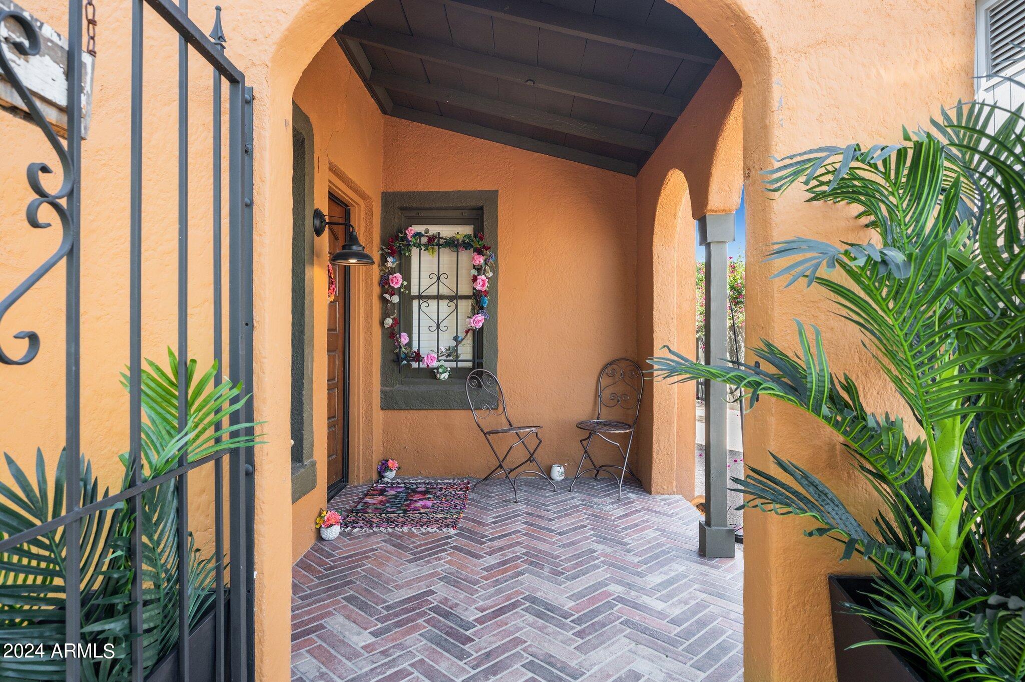Property Photo: 1625 E Garfield Street AZ 85006