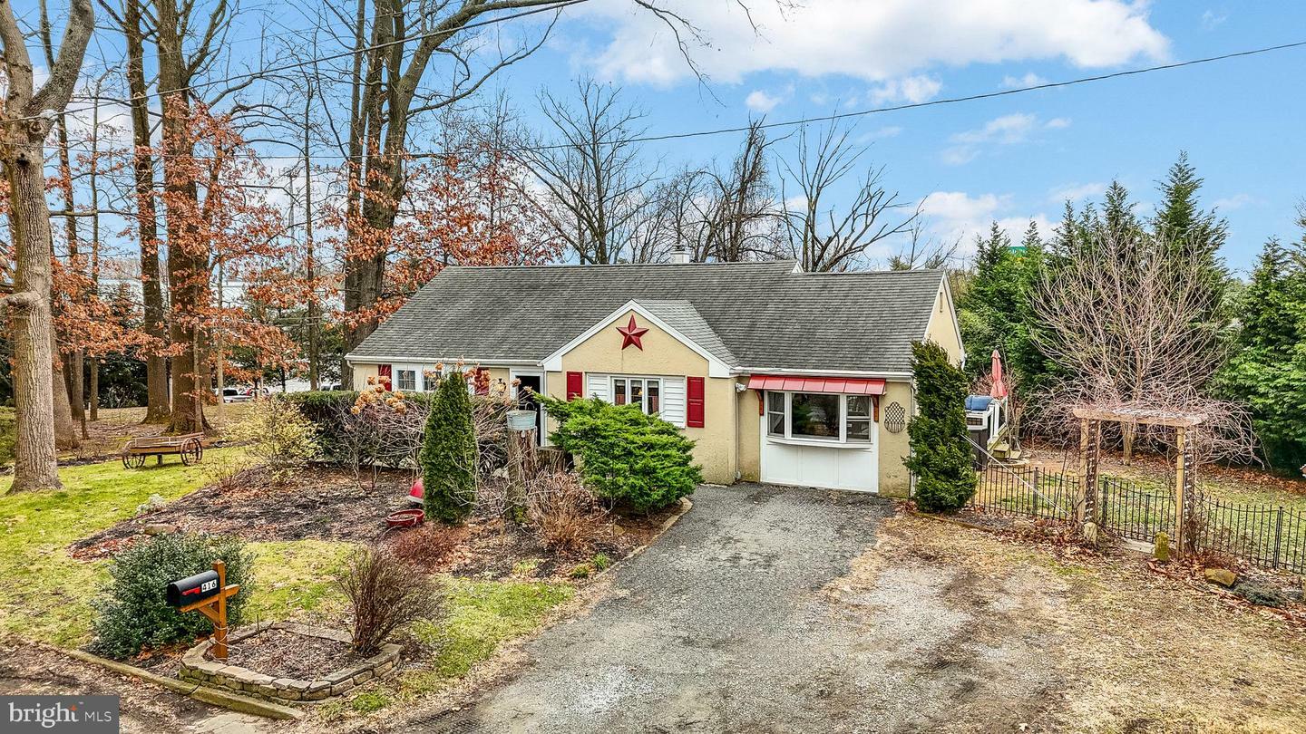 Property Photo: 416 N Five Points PA 19380