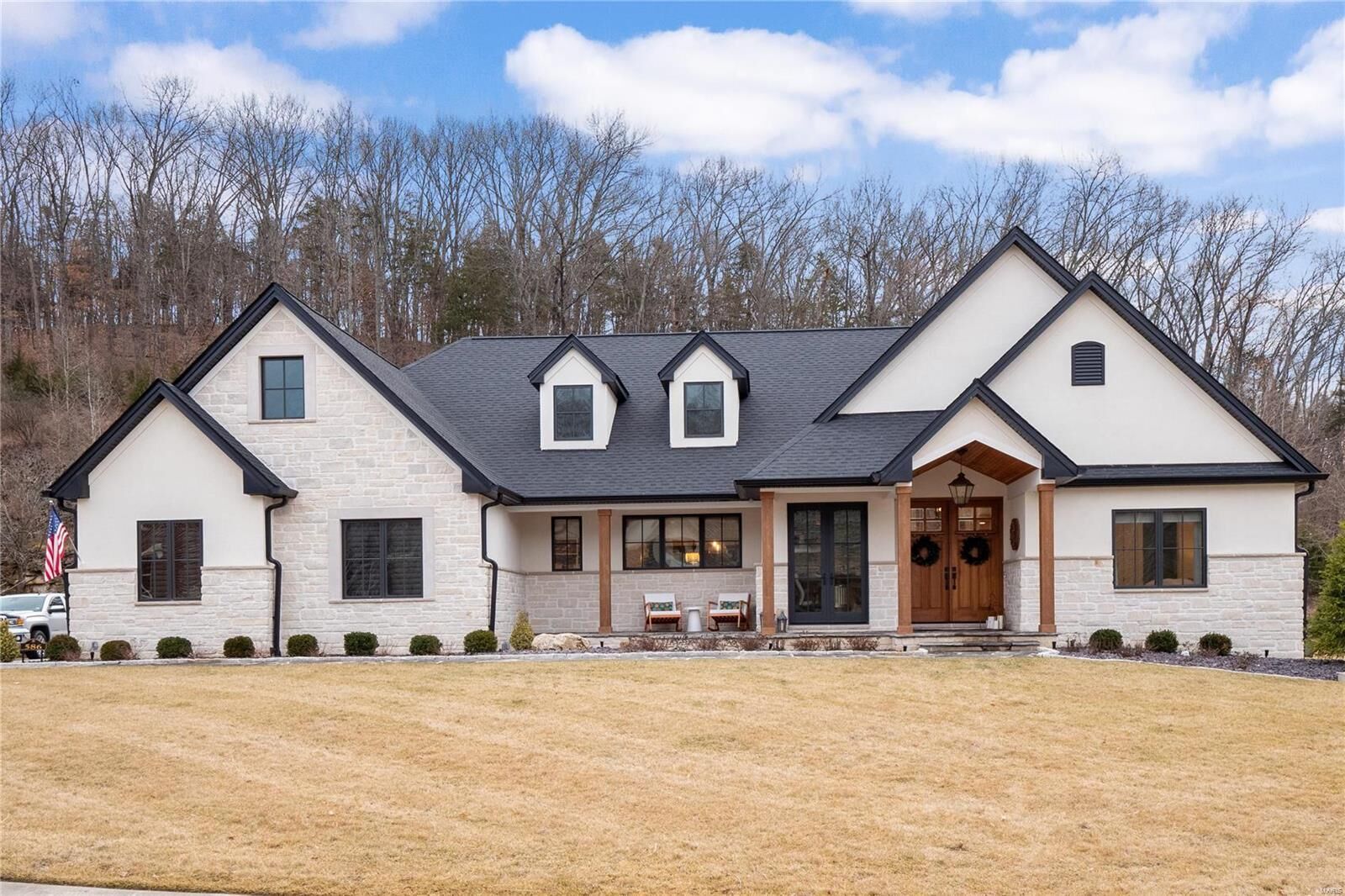 Property Photo:  586 Deer Valley Court  MO 63073