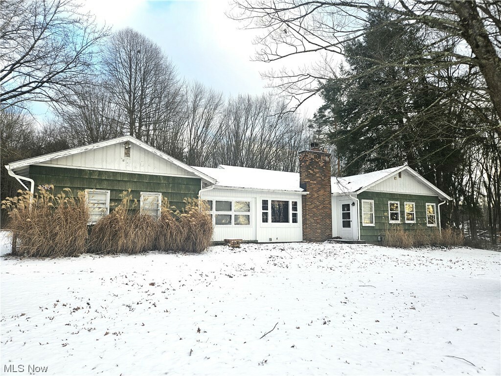 Property Photo: 2262 Niles Cortland NE OH 44410