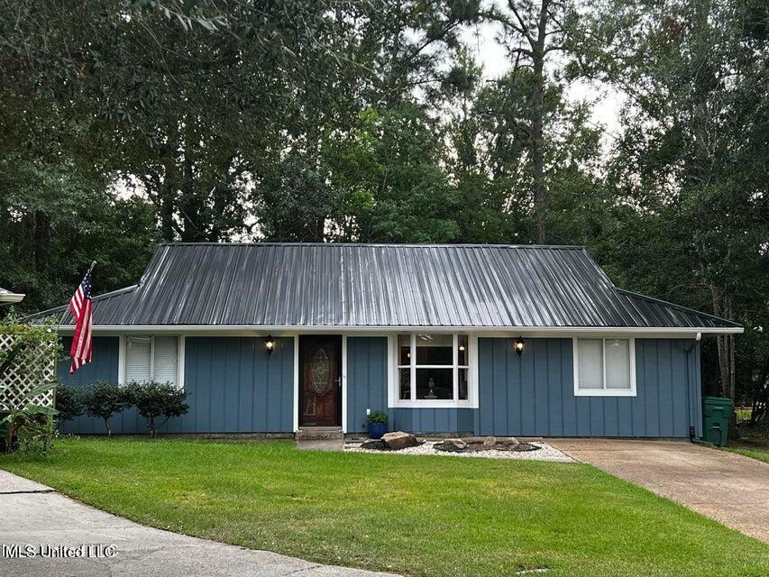 Property Photo:  3 Quail Creek Drive  MS 39525 