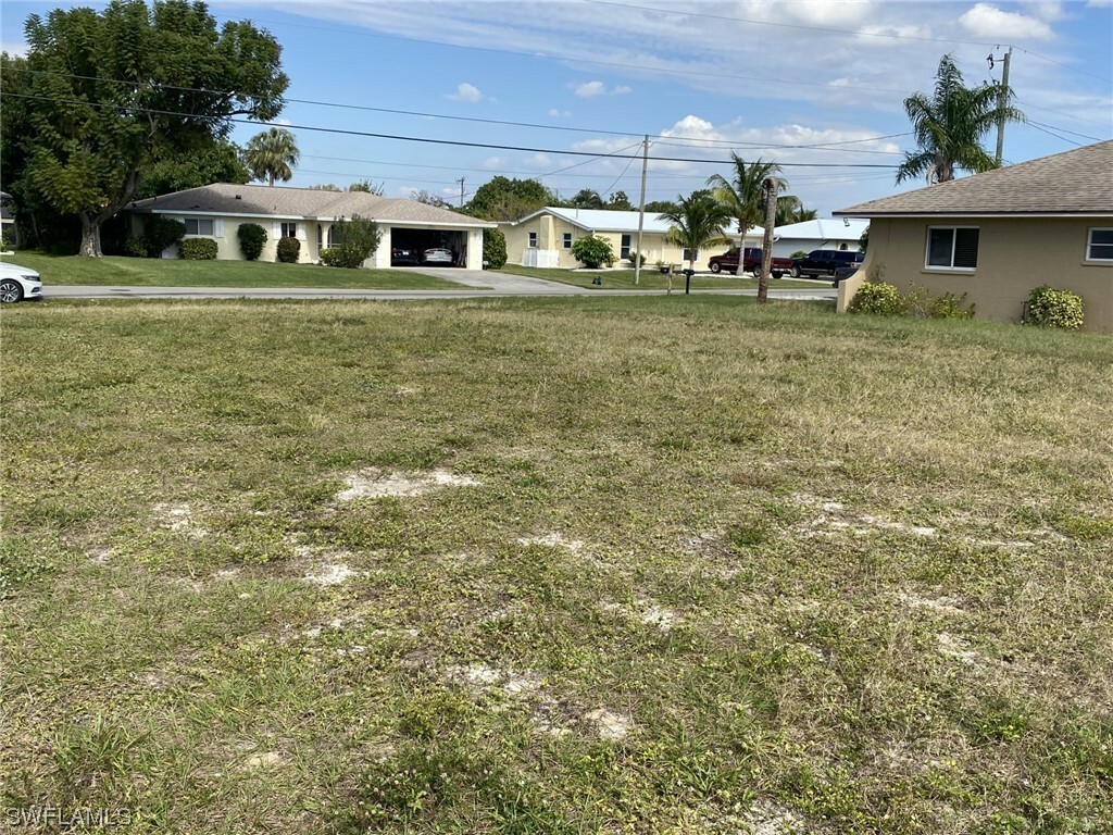 Property Photo:  1418 SE 15th Terrace  FL 33990 