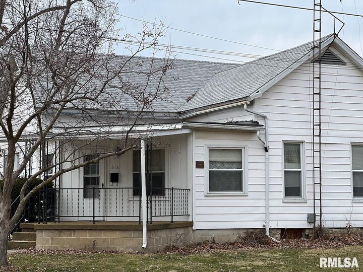 318 E Euclid Street  Lewistown IL 61542 photo
