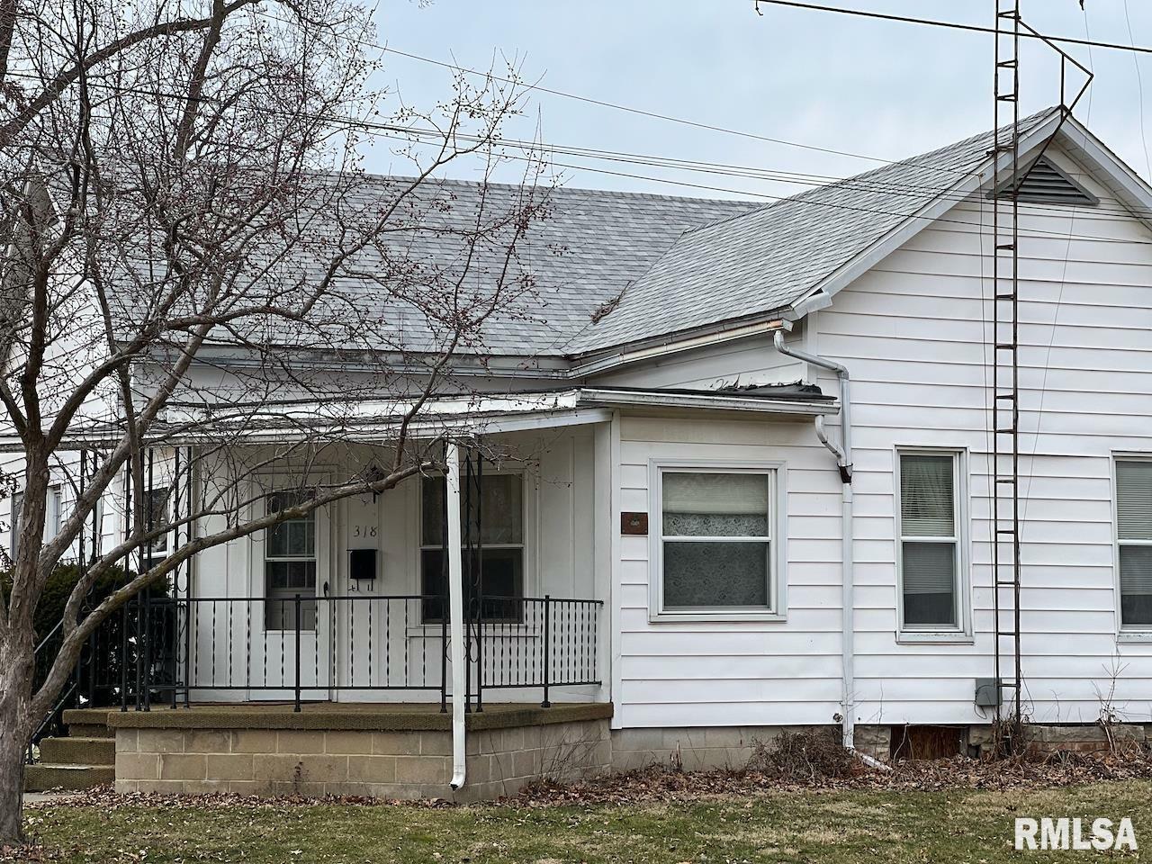 Property Photo:  318 E Euclid Street  IL 61542 