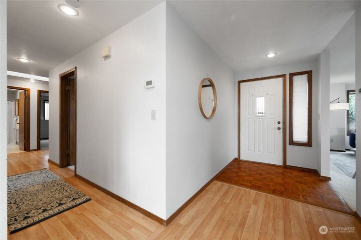 Property Photo:  820 SW Echo Loop  WA 98277 