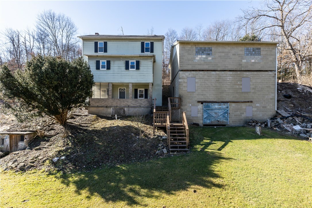 Property Photo:  116 Florence Avenue  PA 15021 