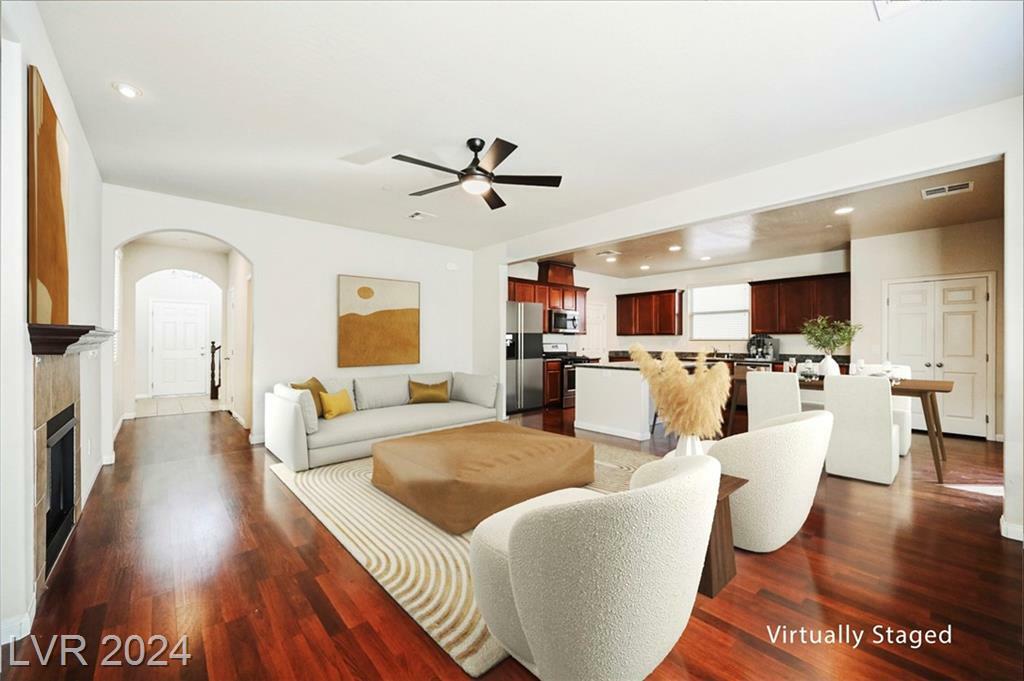 Property Photo: 1117 Strada Cristallo NV 89011