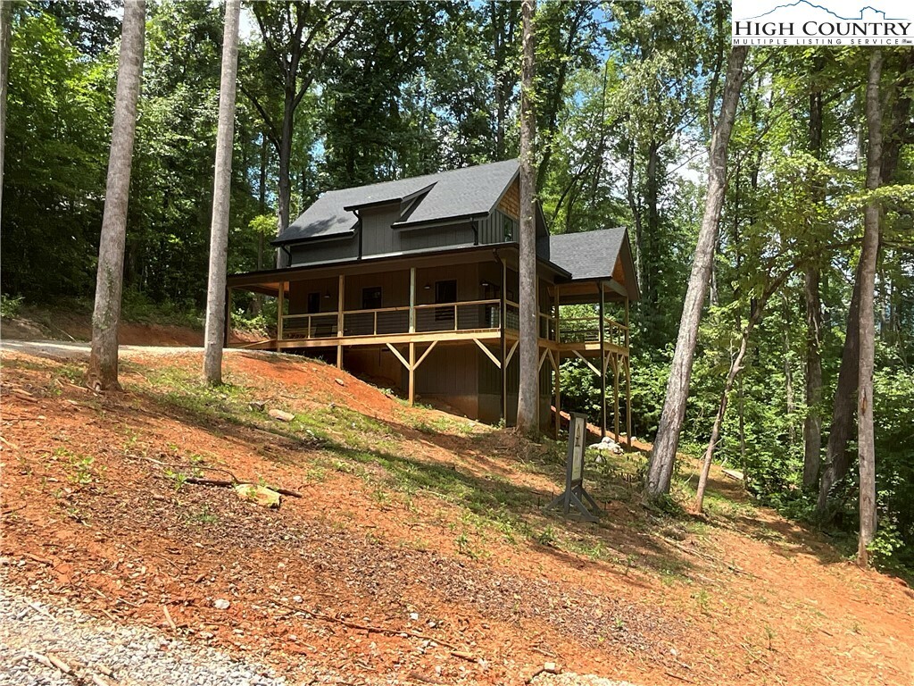 Property Photo:  457 N Blue Ridge Drive  NC 28752 